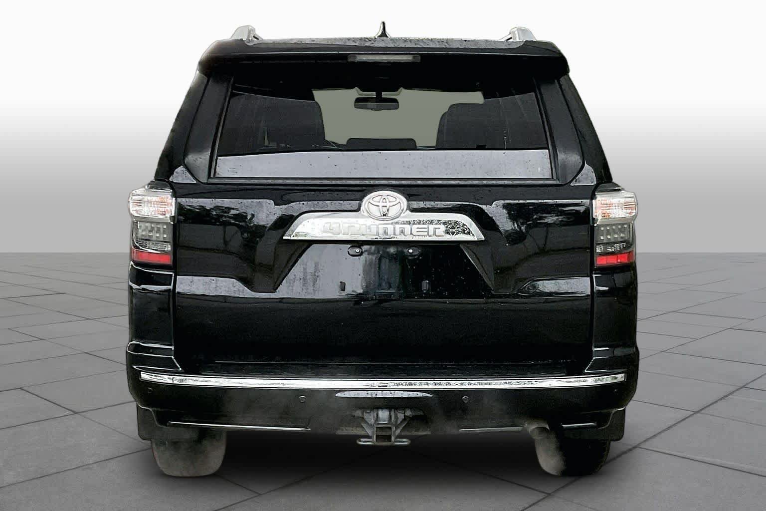 Used 2019 Toyota 4Runner Limited RWD image 5