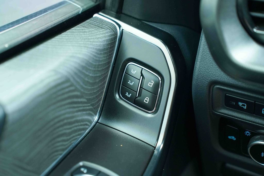 Certified 2023 Ford F150 Platinum AWD/4WD image 29