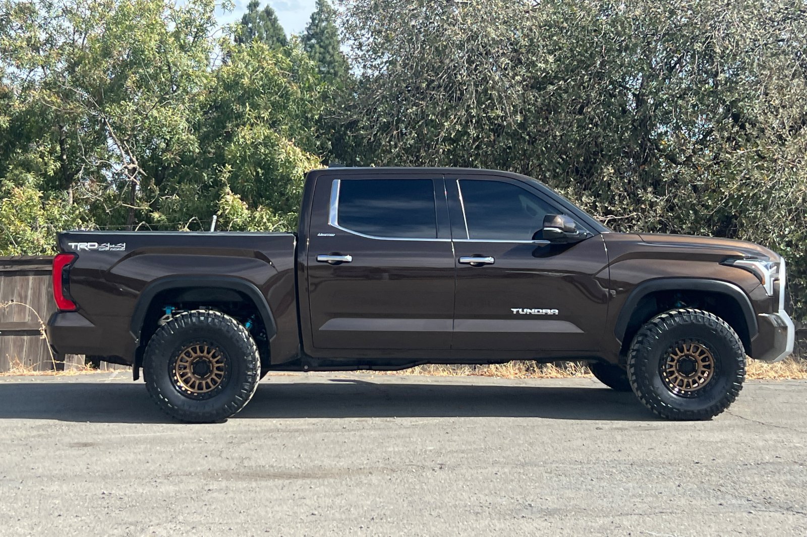 Used 2023 Toyota Tundra Limited w/ TRD Off-Road Package AWD/4WD image 3