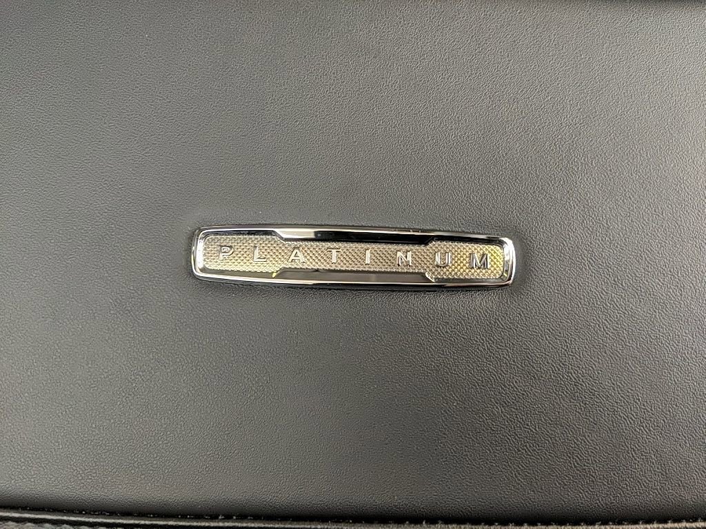 Certified 2025 Ford Expedition Max Platinum image 14