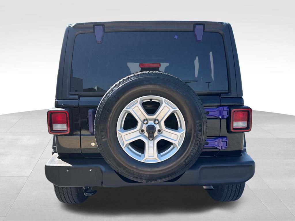 Used 2019 Jeep Wrangler Unlimited Sport S image 3