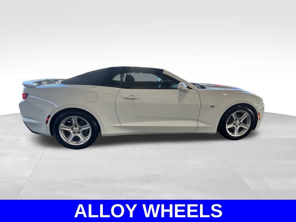 Used 2023 Chevrolet Camaro LT image 3