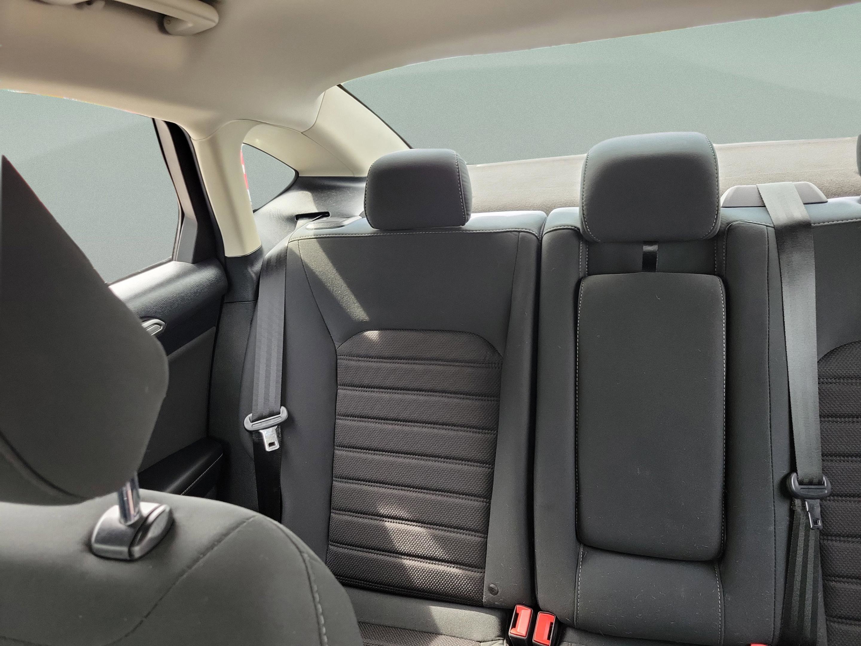 Certified 2020 Ford Fusion SE FWD image 8