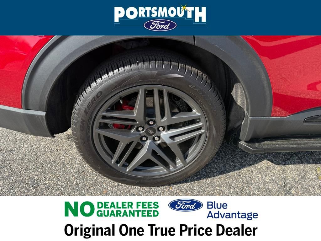 Certified 2025 Ford Explorer ST image 34