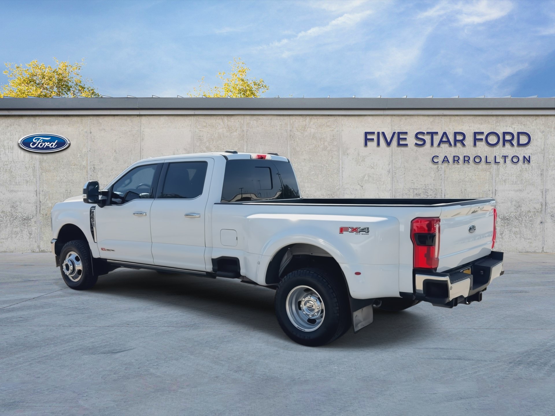 Certified 2024 Ford F350 Lariat w/ Lariat Ultimate Package AWD/4WD image 6