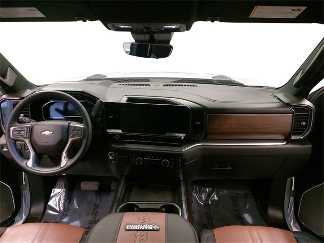 Used 2024 Chevrolet Silverado 3500 High Country w/ Technology Package image 9