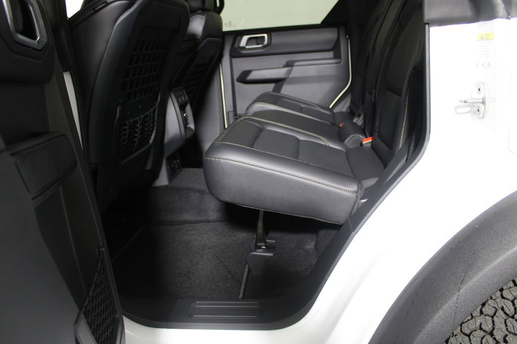 Certified 2025 Ford Bronco Badlands image 12