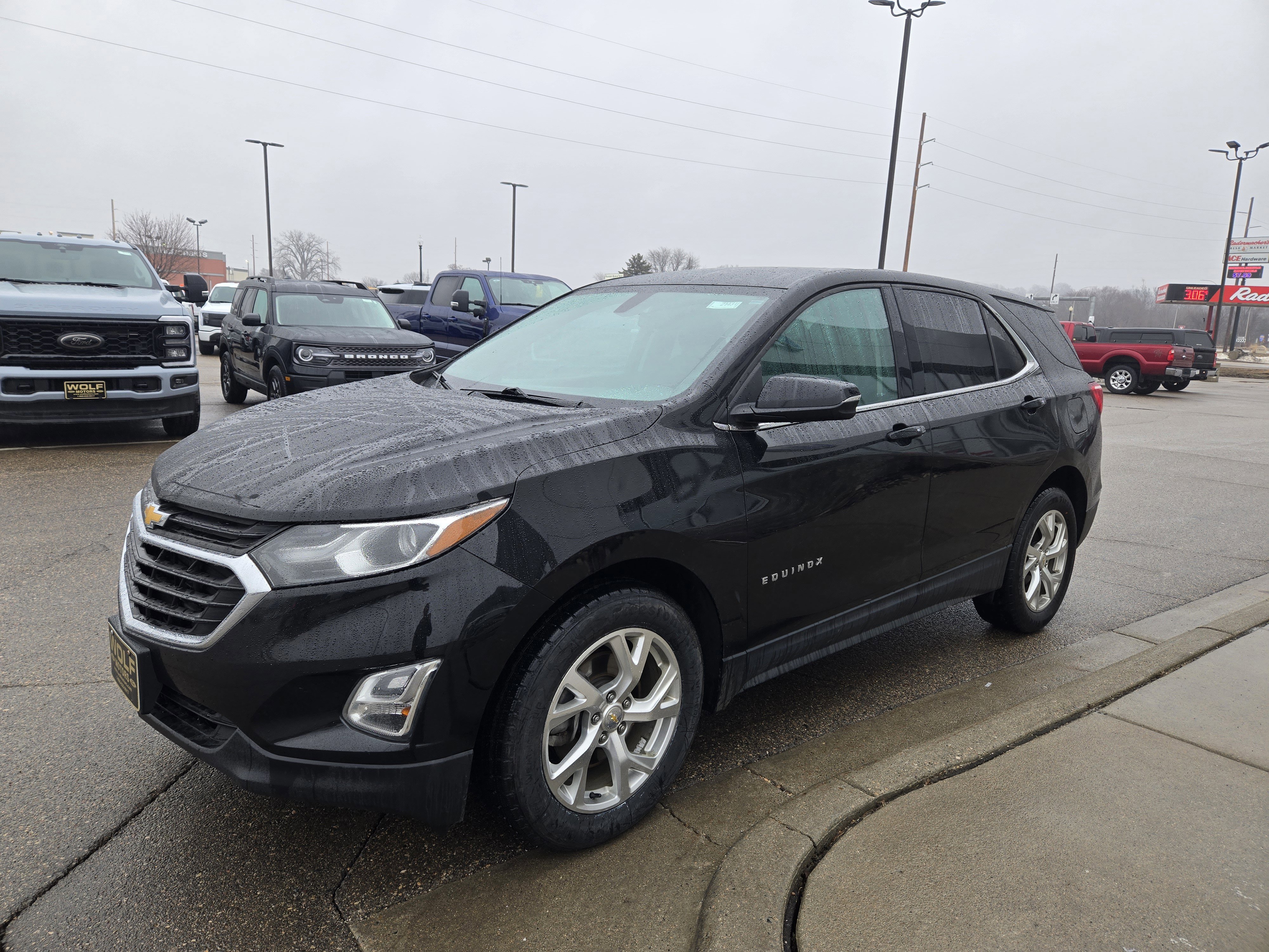Used 2018 Chevrolet Equinox LT image 2