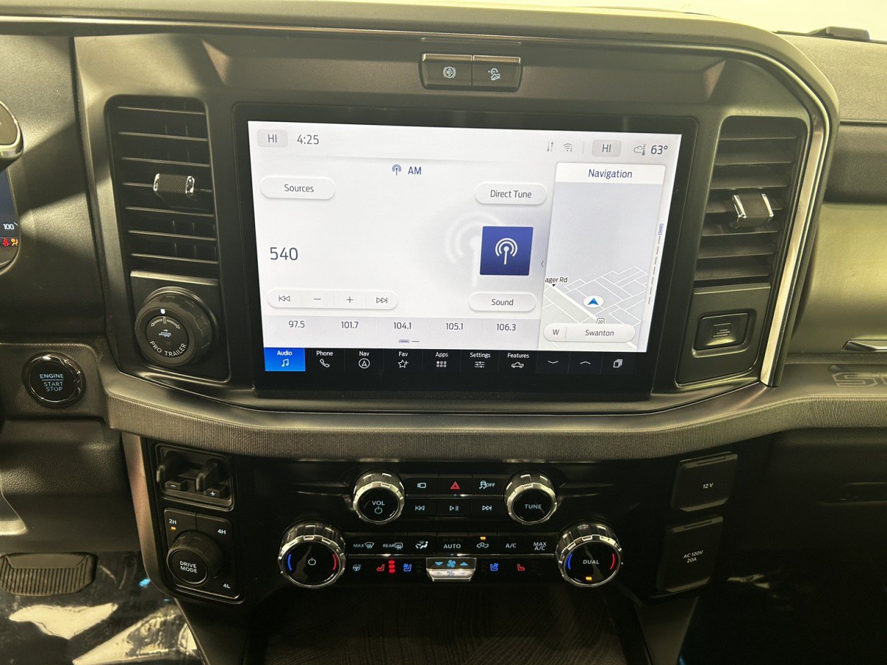 Certified 2025 Ford F350 Platinum w/ FX4 Off-Road Package AWD/4WD image 19