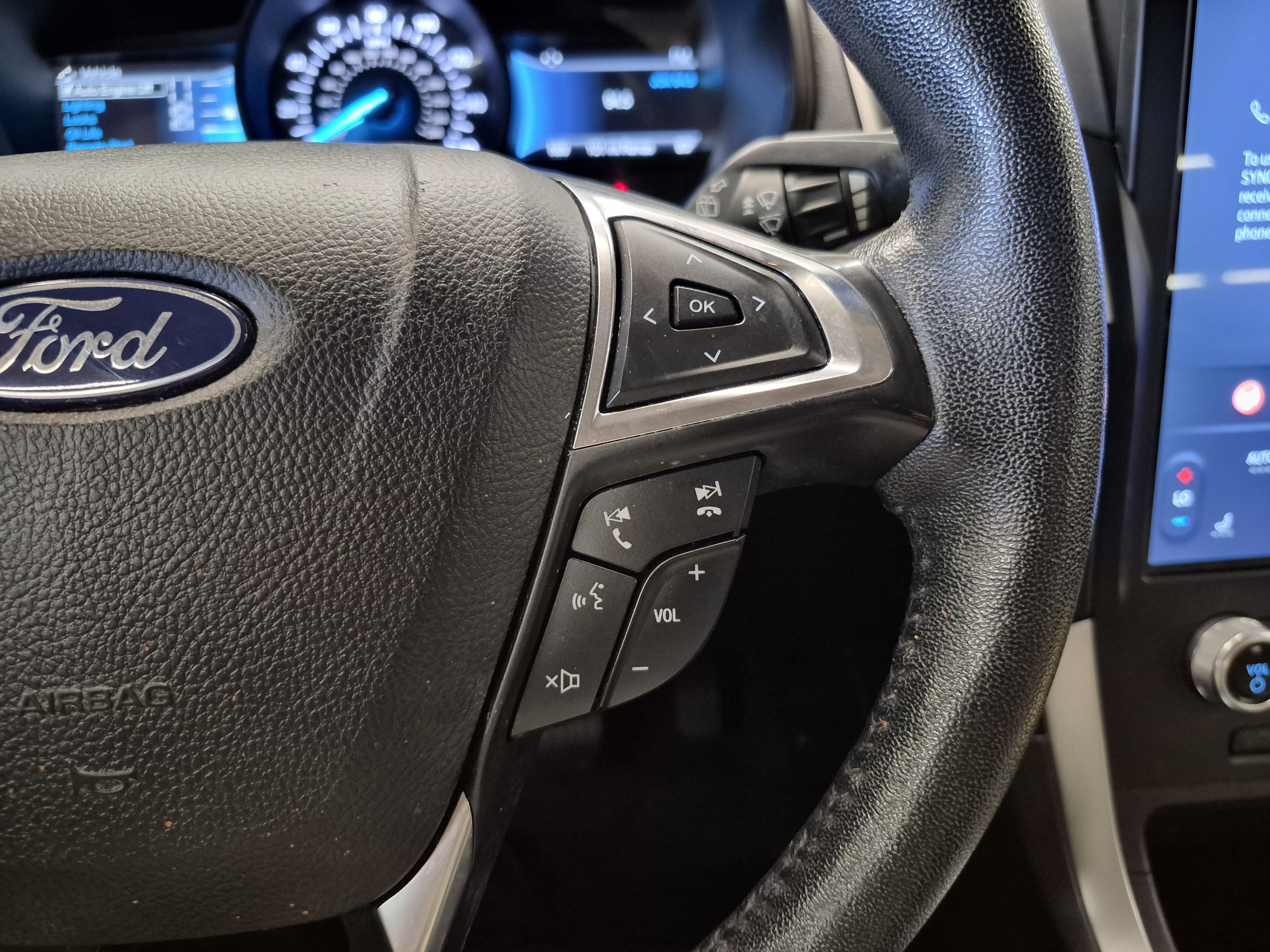 Certified 2022 Ford Edge SEL AWD/4WD image 25