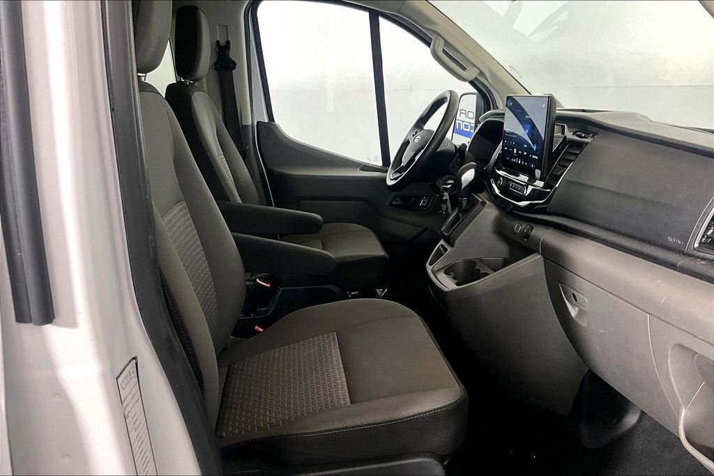 Certified 2024 Ford Transit 350 XLT RWD image 6