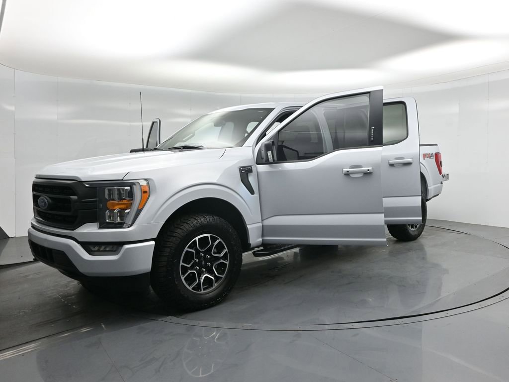 Certified 2022 Ford F150 XLT w/ Equipment Group 302A High image 30