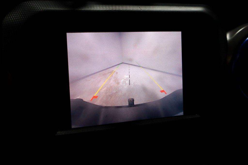 Used 2022 Jeep Gladiator Willys image 9