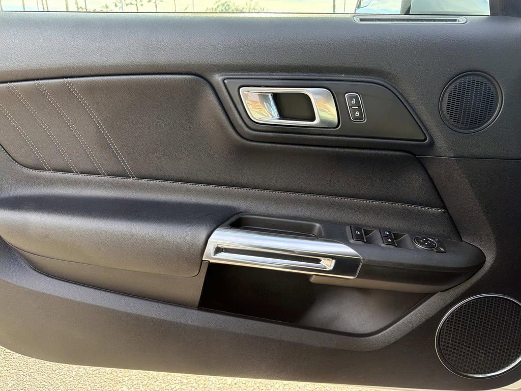 Certified 2019 Ford Mustang Premium image 19