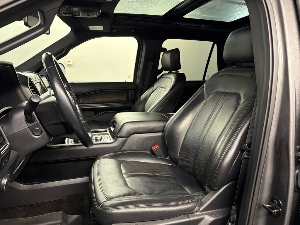 Certified 2018 Ford Expedition Limited w/ Equipment Group 301A AWD/4WD image 29