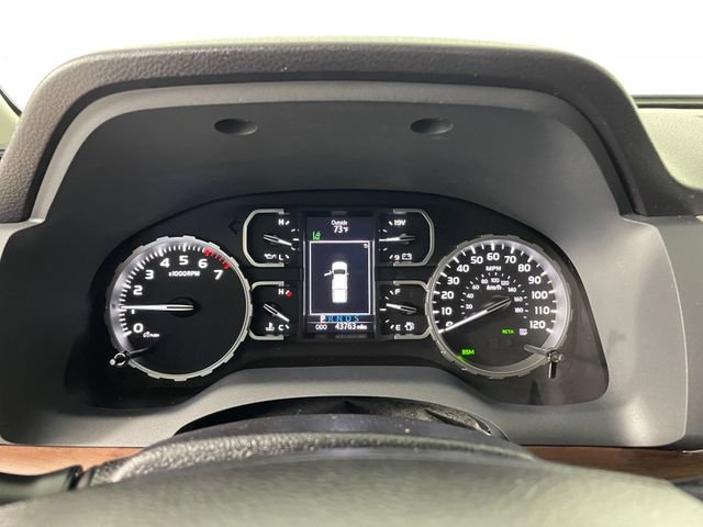Used 2021 Toyota Tundra Limited w/ Limited Premium Package AWD/4WD image 5