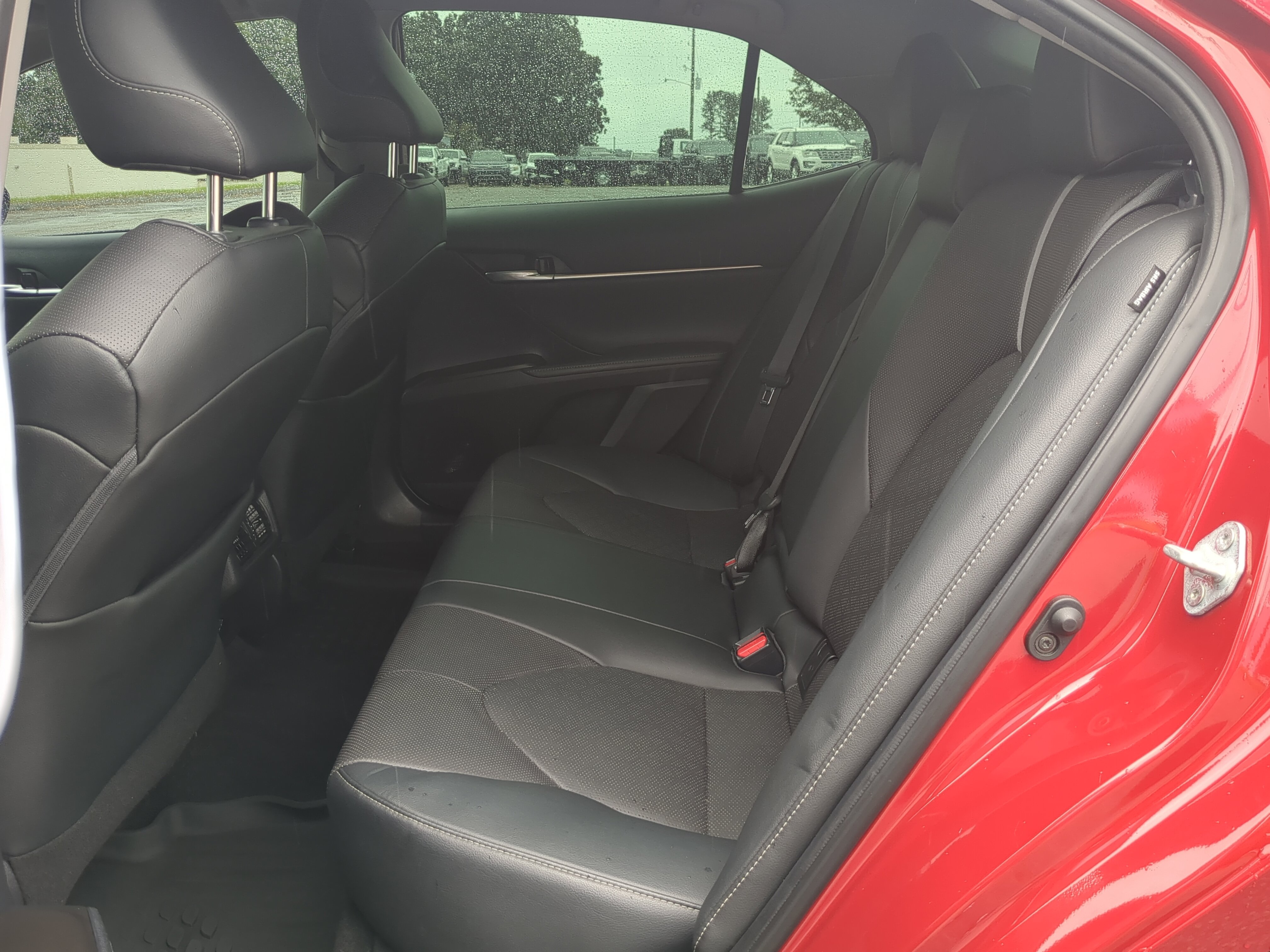 Used 2021 Toyota Camry XSE w/ Navigation Package FWD image 11