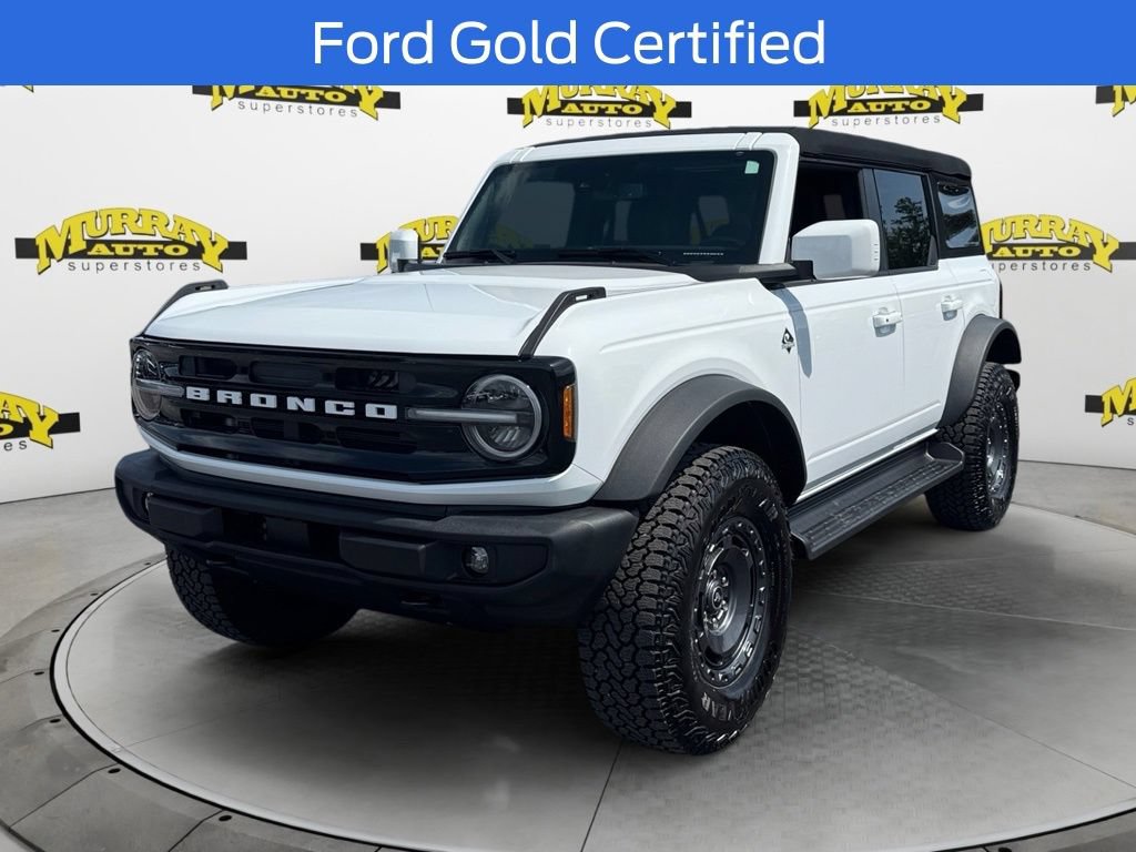Certified 2025 Ford Bronco Outer Banks w/ Sasquatch Package AWD/4WD image 1