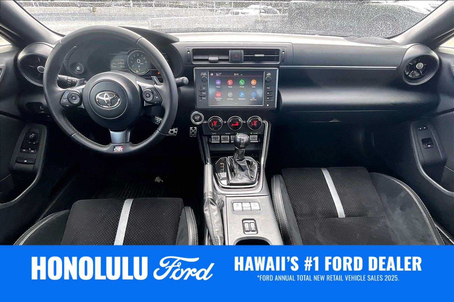 Used 2025 Toyota GR86 Premium w/ Performance Package RWD image 10
