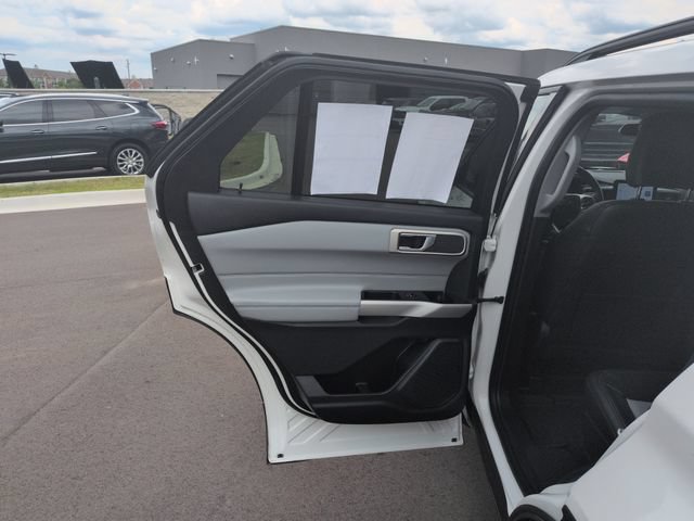 Certified 2023 Ford Explorer XLT w/ Equipment Group 202A AWD/4WD image 23