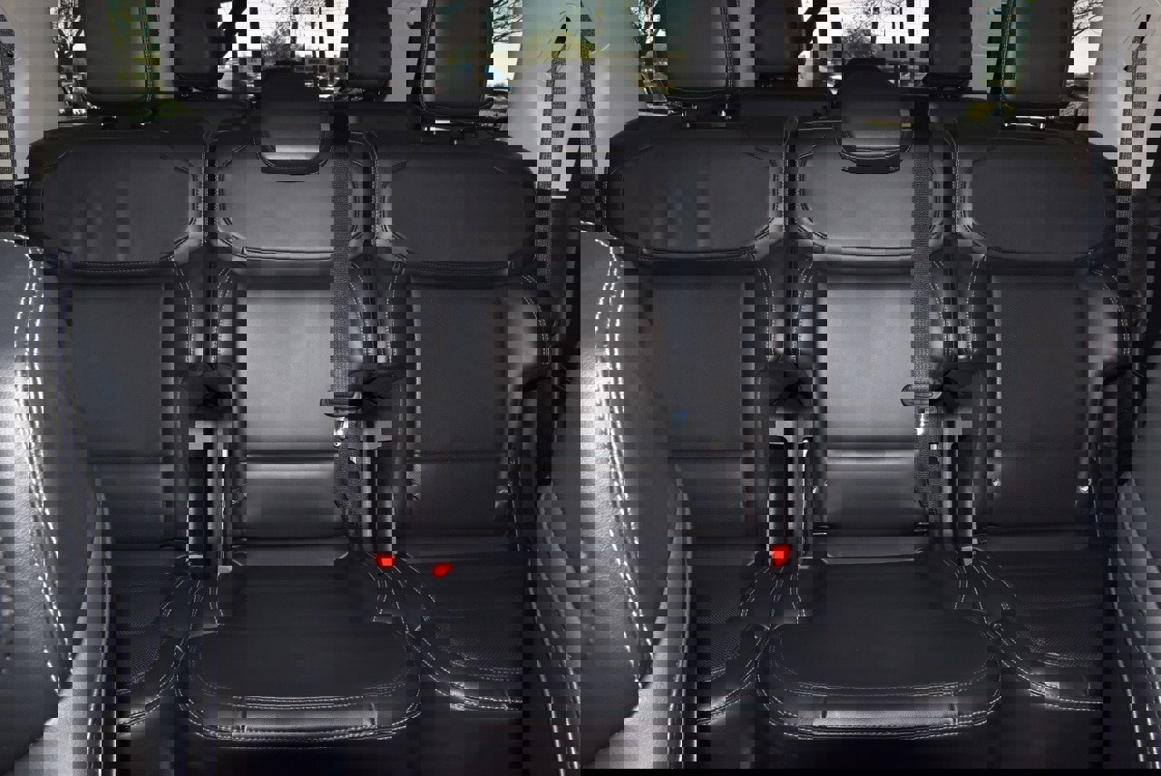 Certified 2025 Ford Expedition Max Platinum image 21