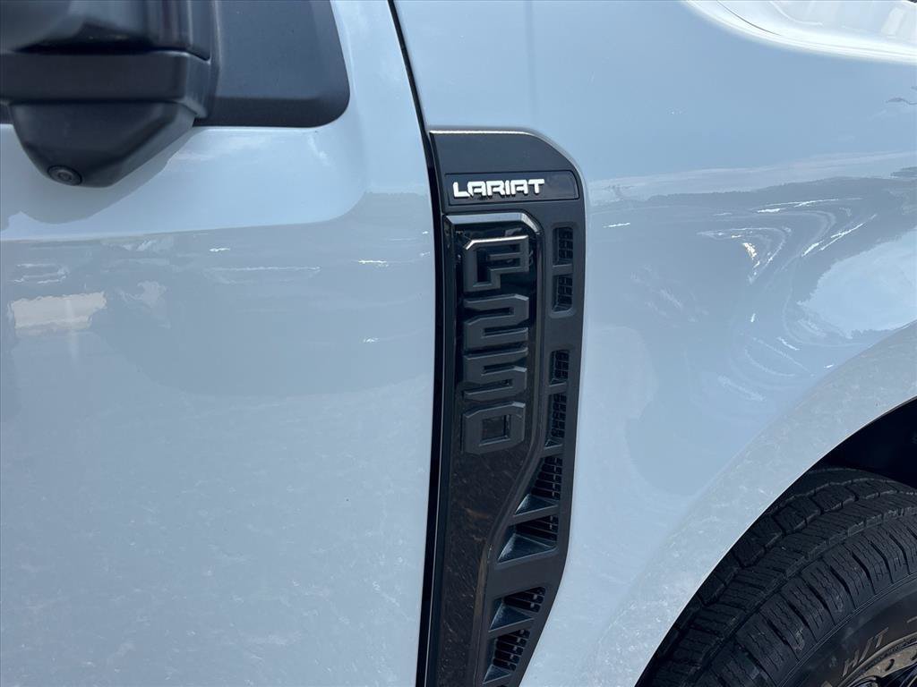 Certified 2025 Ford F250 Lariat w/ Black Appearance Package AWD/4WD image 11