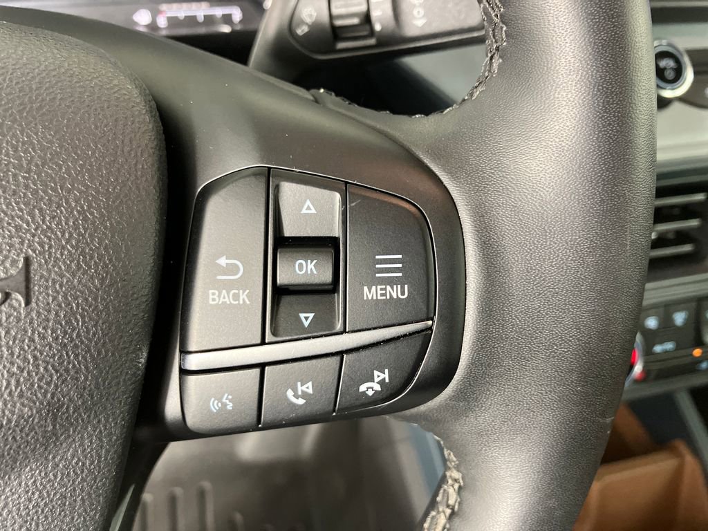 Certified 2024 Ford Maverick Lariat image 18