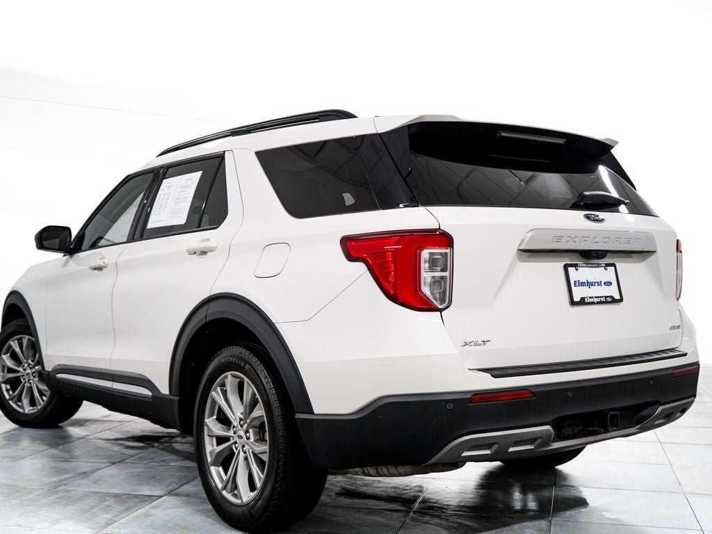 Certified 2023 Ford Explorer XLT w/ Equipment Group 202A AWD/4WD image 5