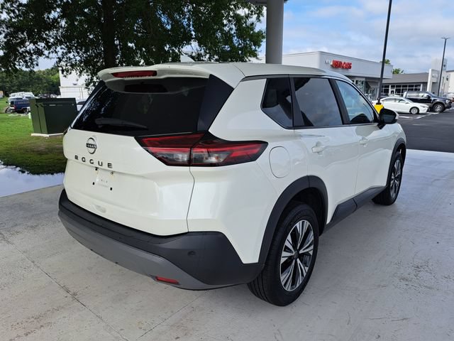 Used 2023 Nissan Rogue SV AWD/4WD image 6
