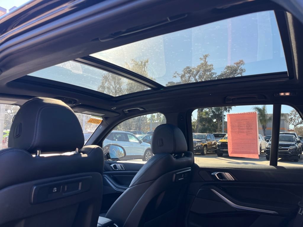 Used 2023 BMW X5 sDrive40i w/ M Sport Package image 9