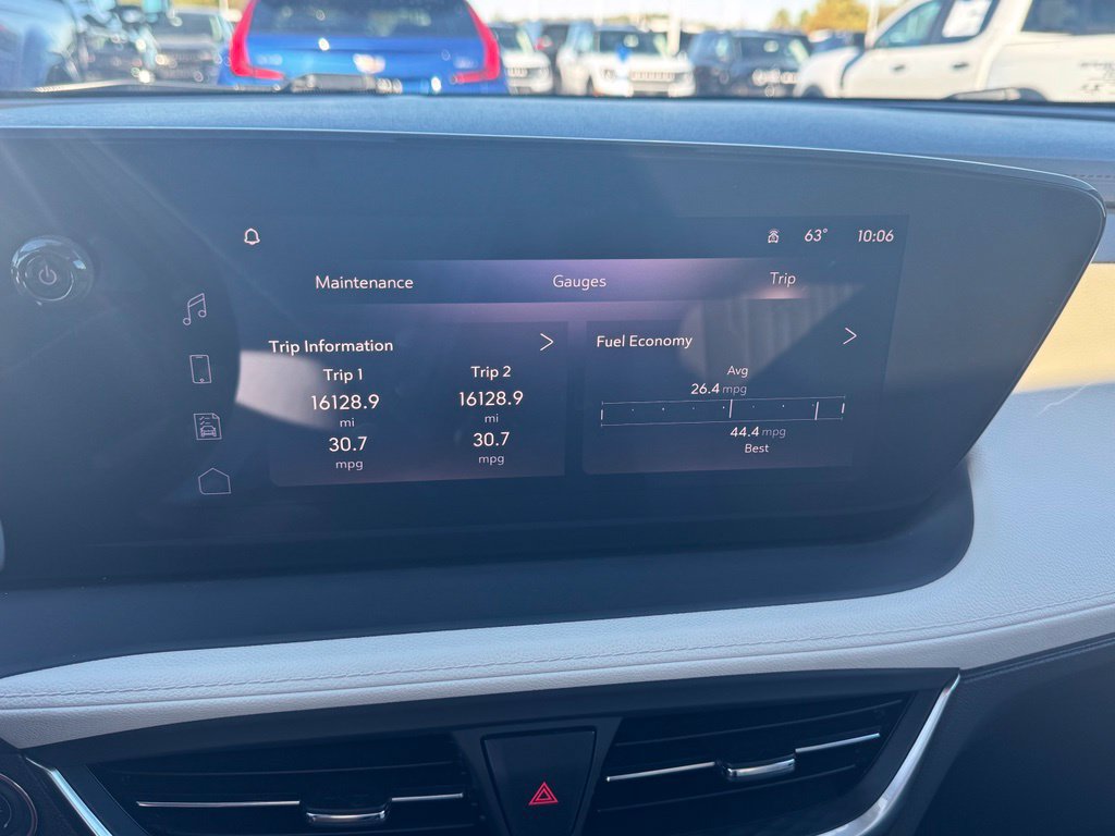 Used 2024 Buick Encore GX Avenir w/ Avenir Technology Package FWD image 17