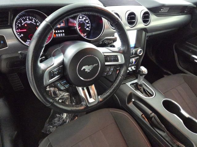 Certified 2020 Ford Mustang Convertible w/ Equipment Group 101A image 16