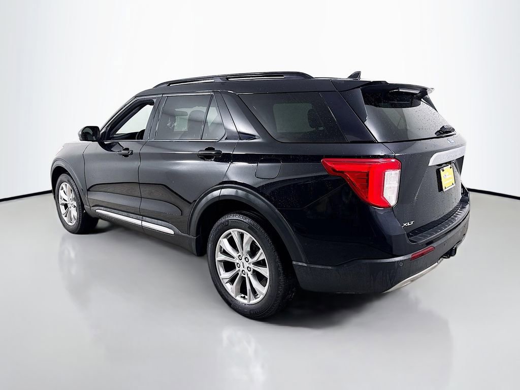 Certified 2023 Ford Explorer XLT w/ Equipment Group 202A AWD/4WD image 10