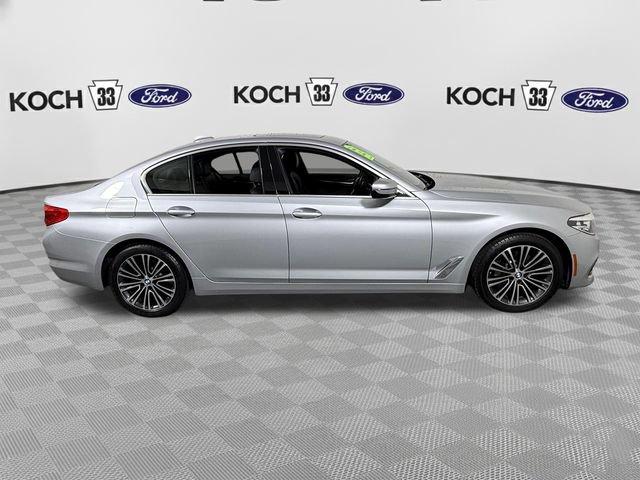 Used 2019 BMW 530i xDrive w/ Convenience Package AWD/4WD image 9