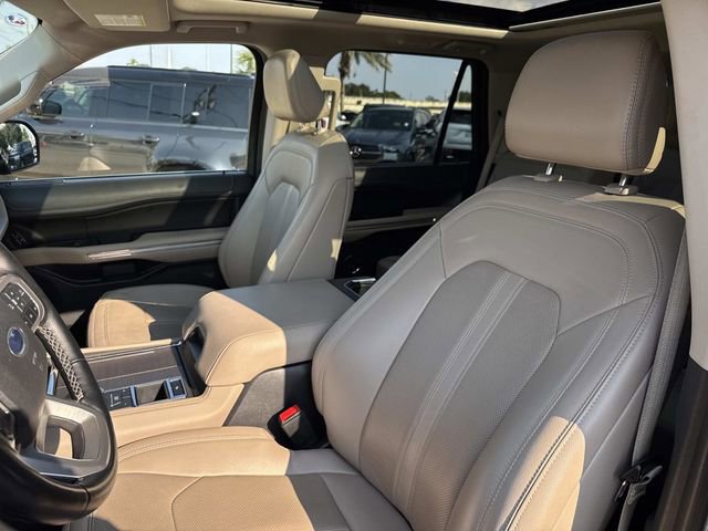 Certified 2023 Ford Expedition Limited image 17