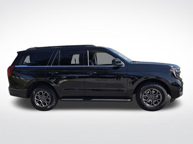 Certified 2025 Ford Expedition Active AWD/4WD image 10