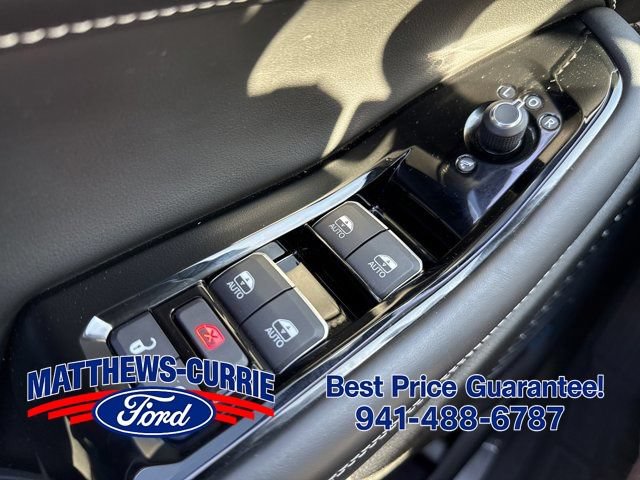 Used 2023 Jeep Grand Cherokee L Overland AWD/4WD image 26