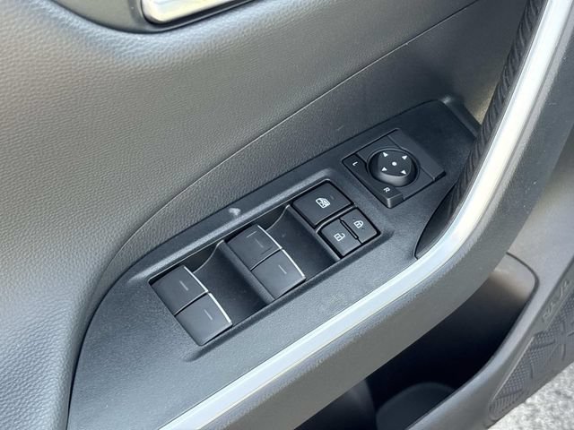 Used 2025 Toyota RAV4 XSE w/ Weather Package AWD/4WD image 23