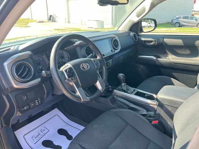 Used 2021 Toyota Tacoma SR5 w/ Trail Edition AWD/4WD image 30