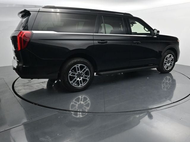 Certified 2025 Ford Expedition Max Active AWD/4WD image 10