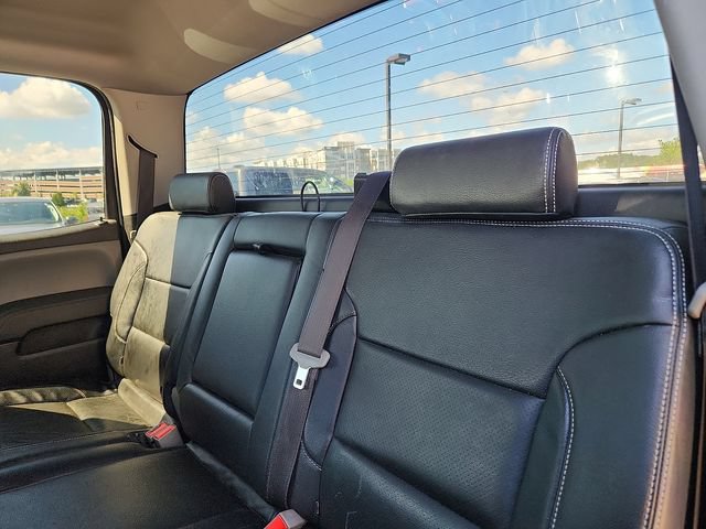 Used 2018 Chevrolet Silverado 1500 Custom w/ Custom Value Package AWD/4WD image 24