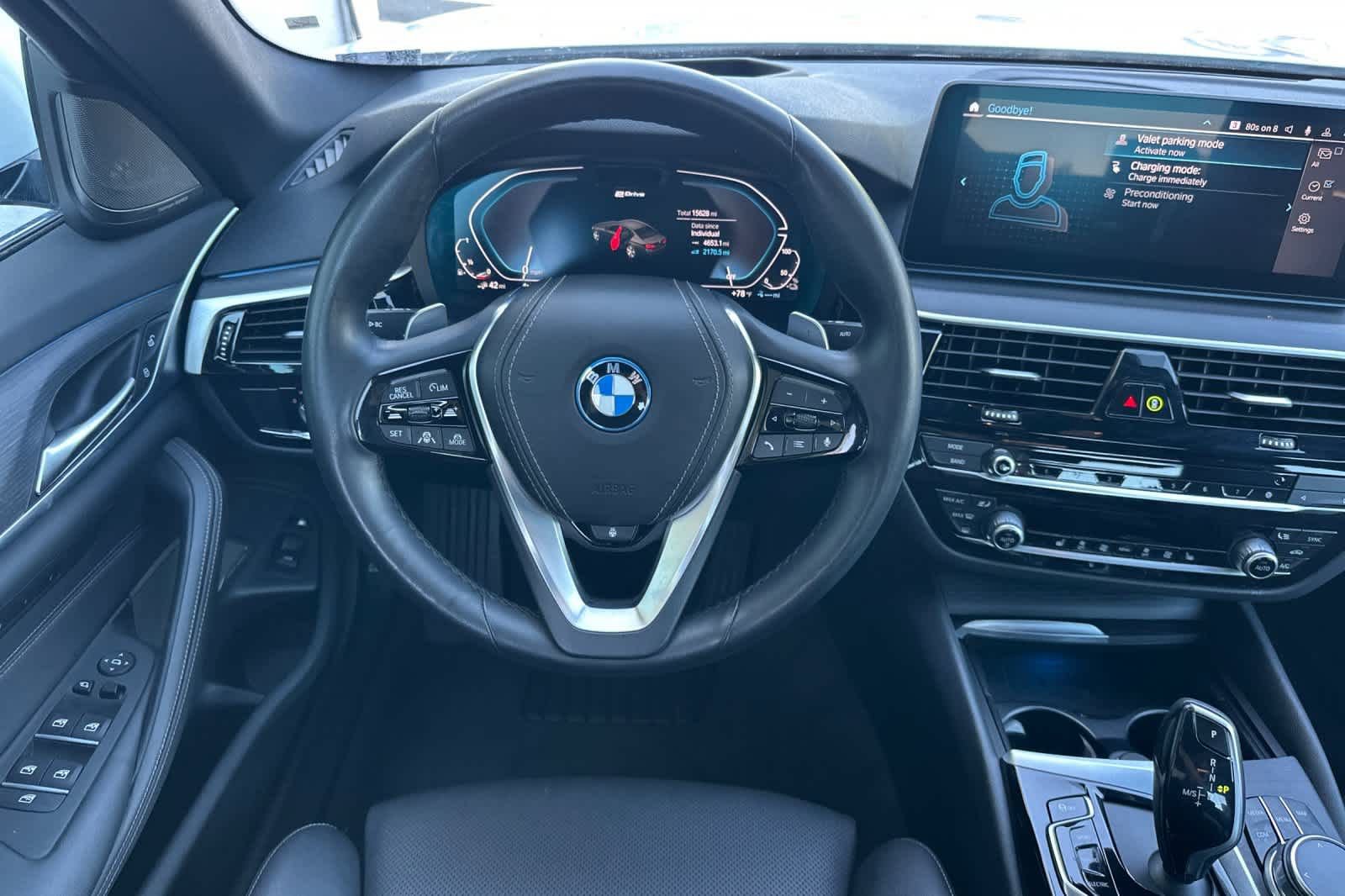 Used 2023 BMW 530e xDrive w/ Premium Package AWD/4WD image 15