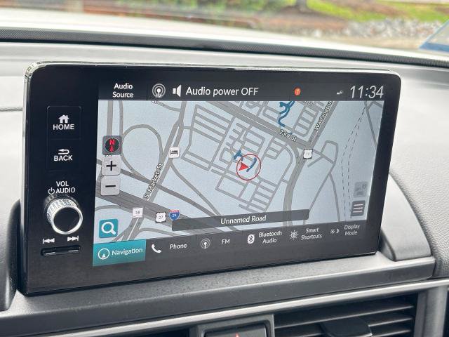 Used 2024 Honda Pilot Touring image 22