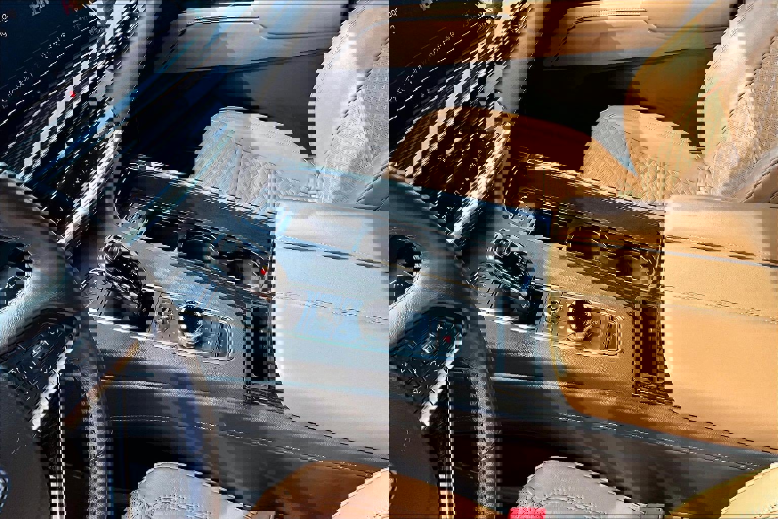 Used 2023 Cadillac Escalade Premium Luxury image 15