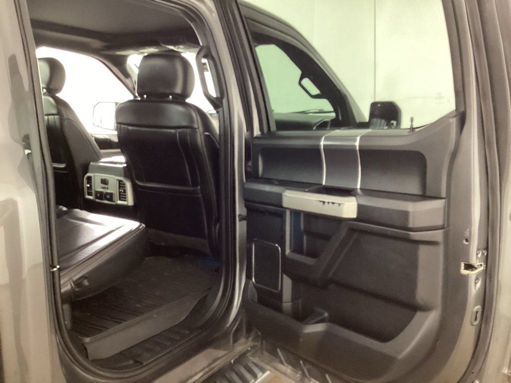 Certified 2019 Ford F150 Lariat w/ Equipment Group 502A Luxury AWD/4WD image 28