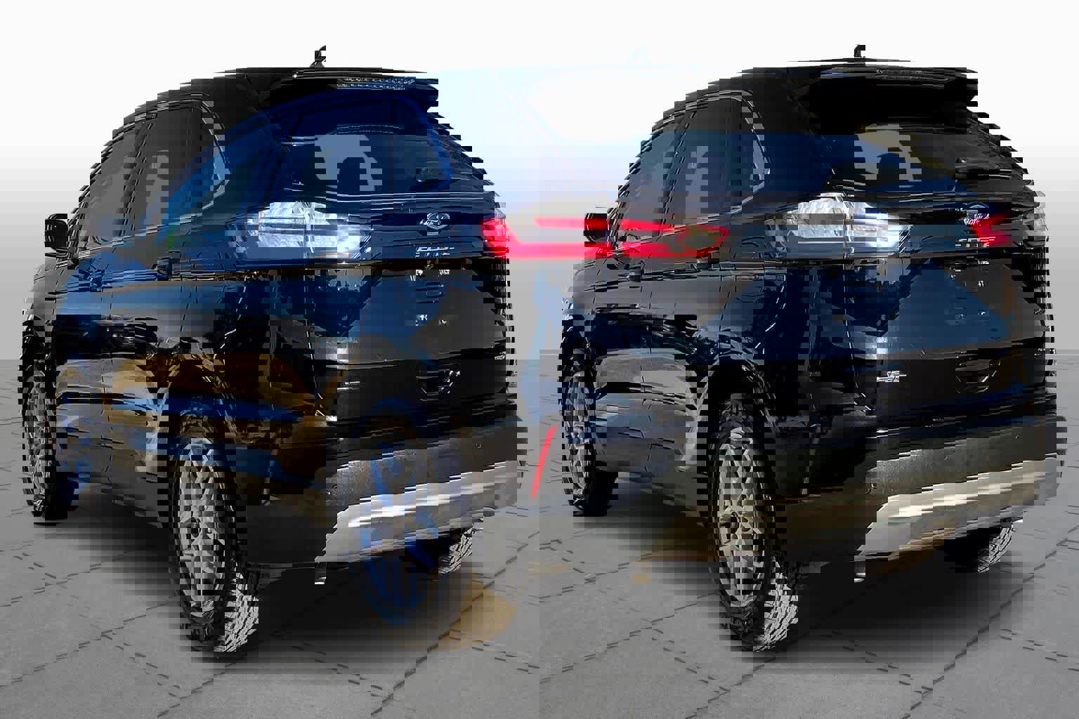 Certified 2024 Ford Edge SEL image 8