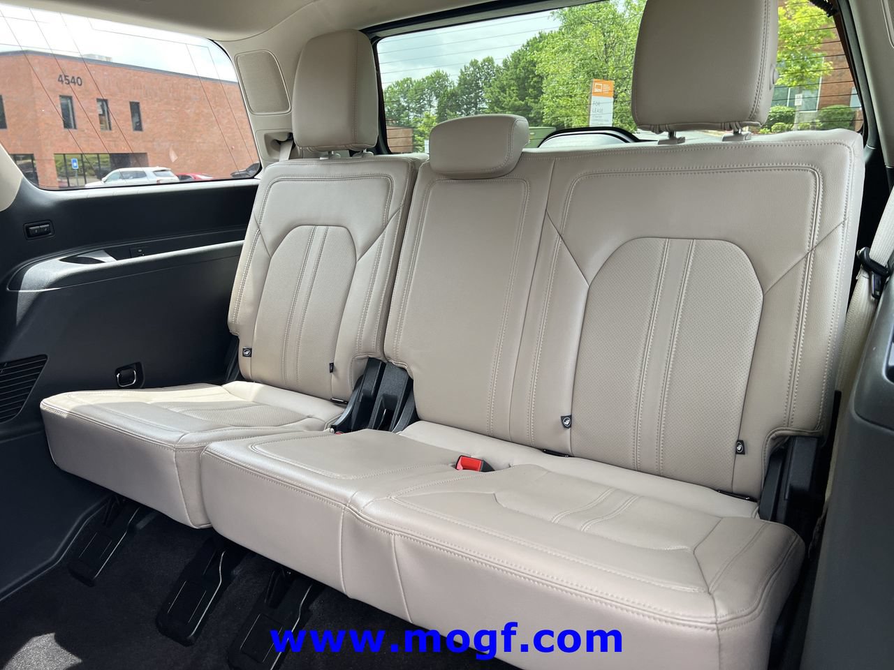 Certified 2023 Ford Expedition Limited AWD/4WD image 23