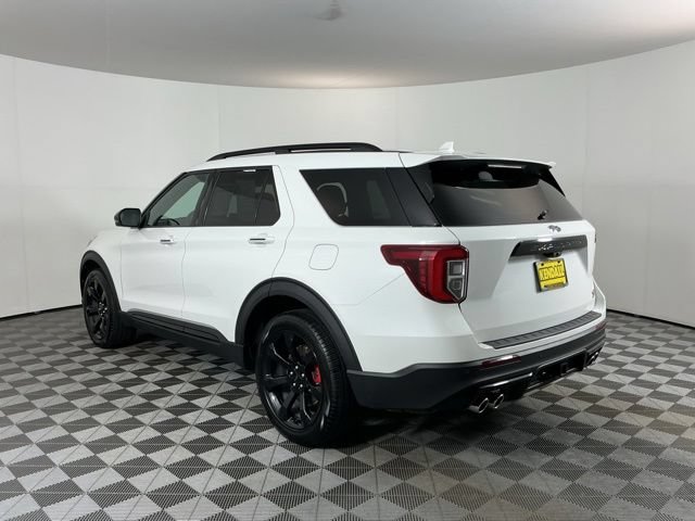 Certified 2024 Ford Explorer ST w/ Technology Package AWD/4WD image 7