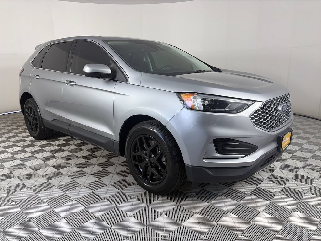 Certified 2023 Ford Edge SEL