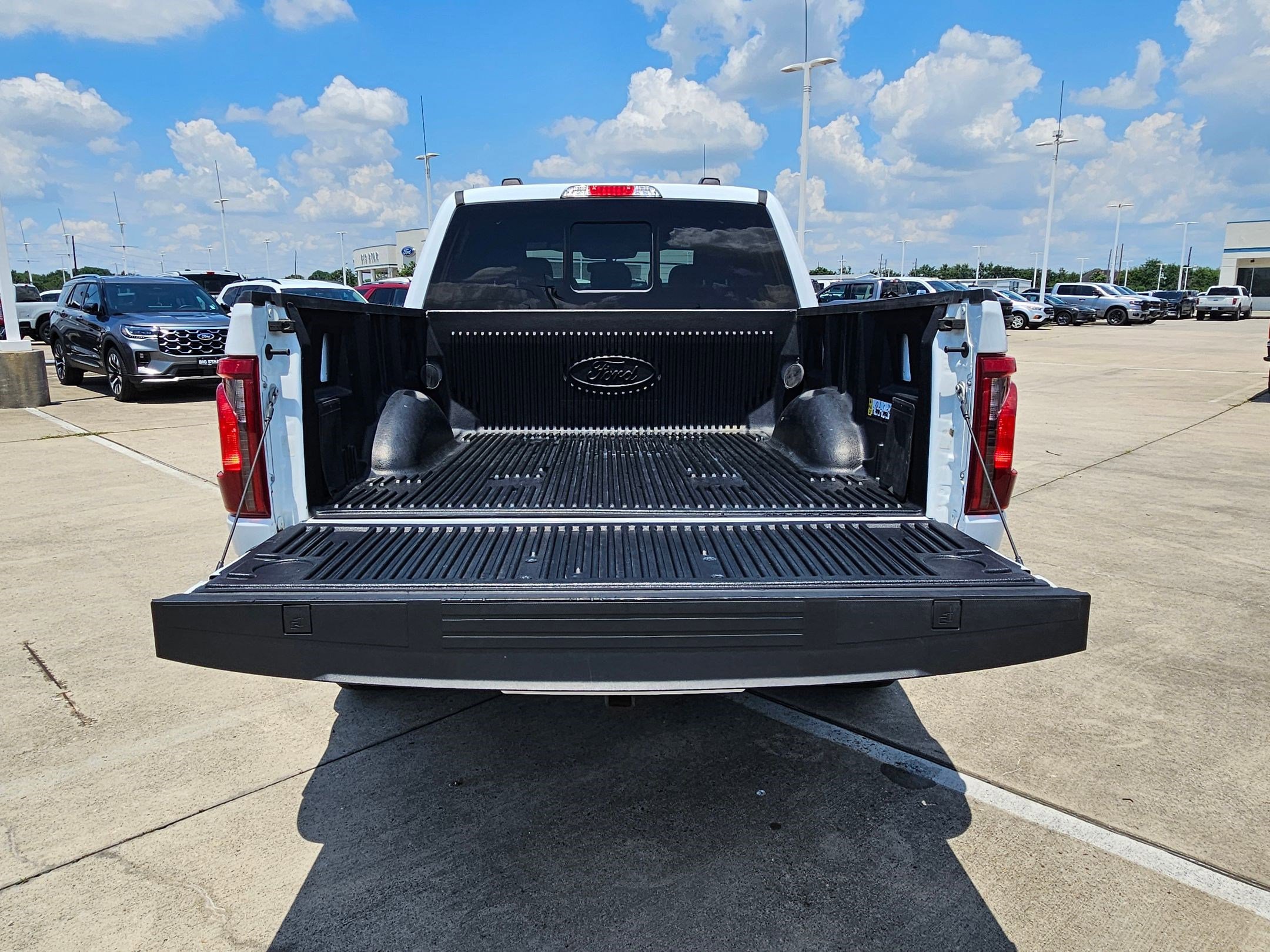 Certified 2024 Ford F150 XLT w/ Equipment Group 302A MID AWD/4WD image 31